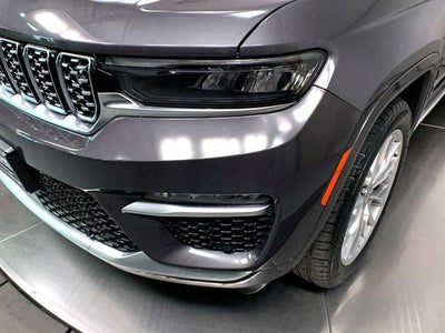 2022 Jeep Grand Cherokee Summit