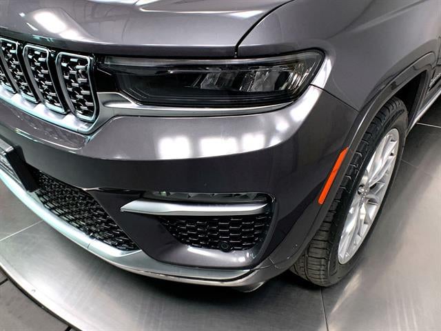2022 Jeep Grand Cherokee Summit