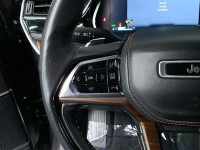 2022 Jeep Grand Cherokee Summit