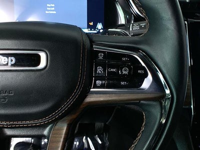 2022 Jeep Grand Cherokee Summit