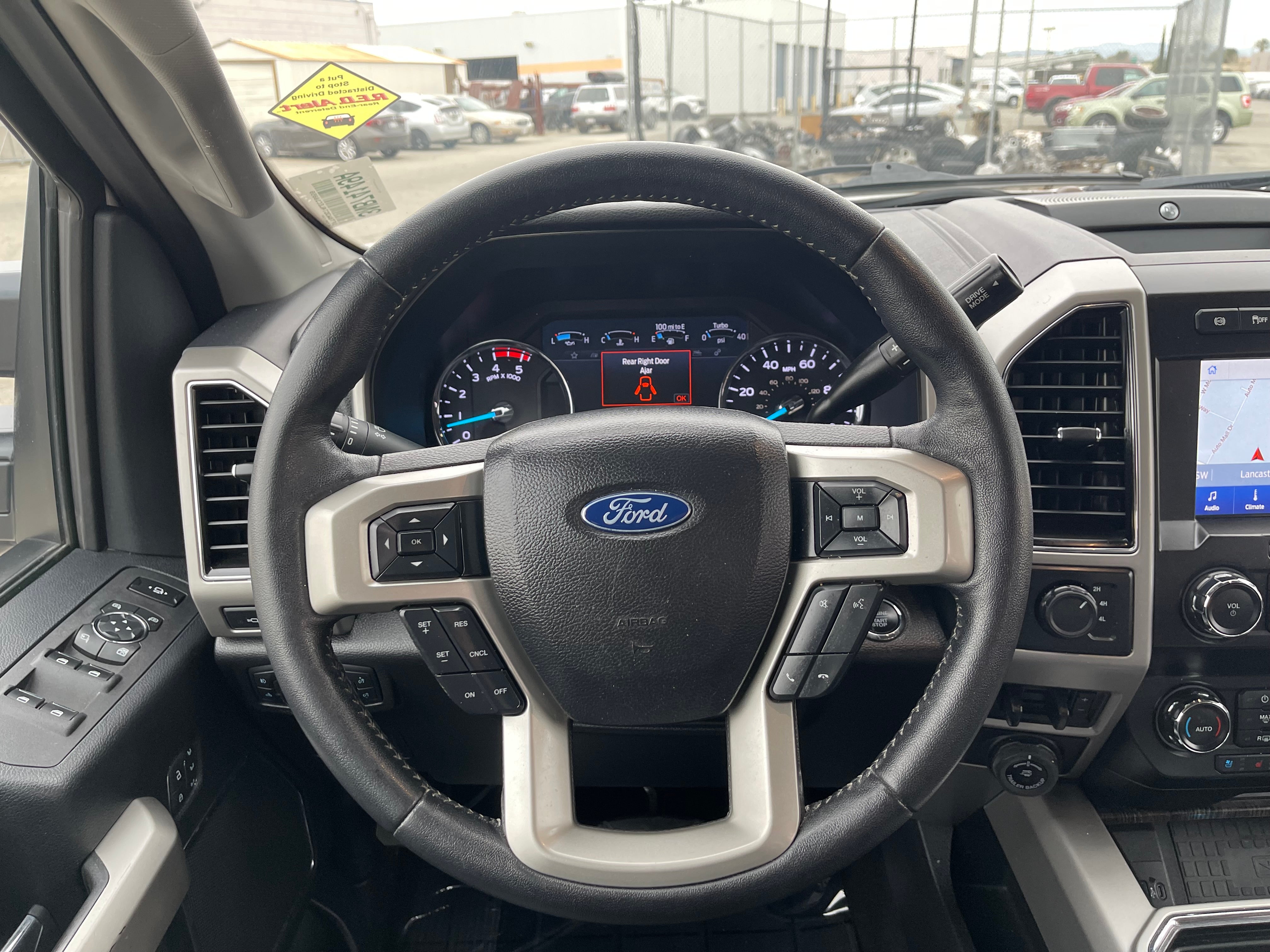 2020 Ford Super Duty F-350 DRW 4x4 Lariat 4dr Crew Cab 8 ft. LB DRW Pickup