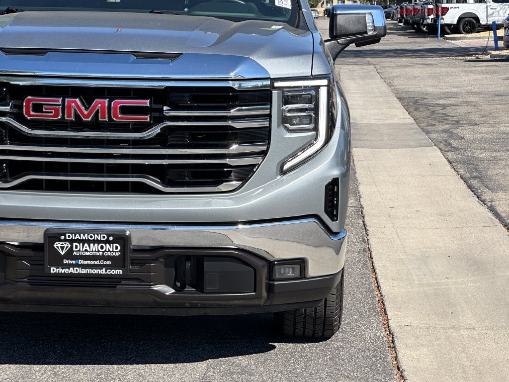 2025 GMC Sierra 1500 SLT