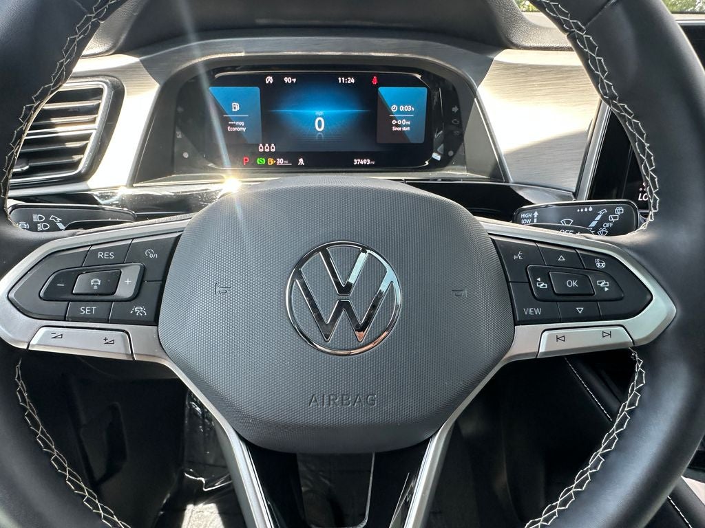 2024 Volkswagen Atlas Cross Sport 2.0T SE w/Technology
