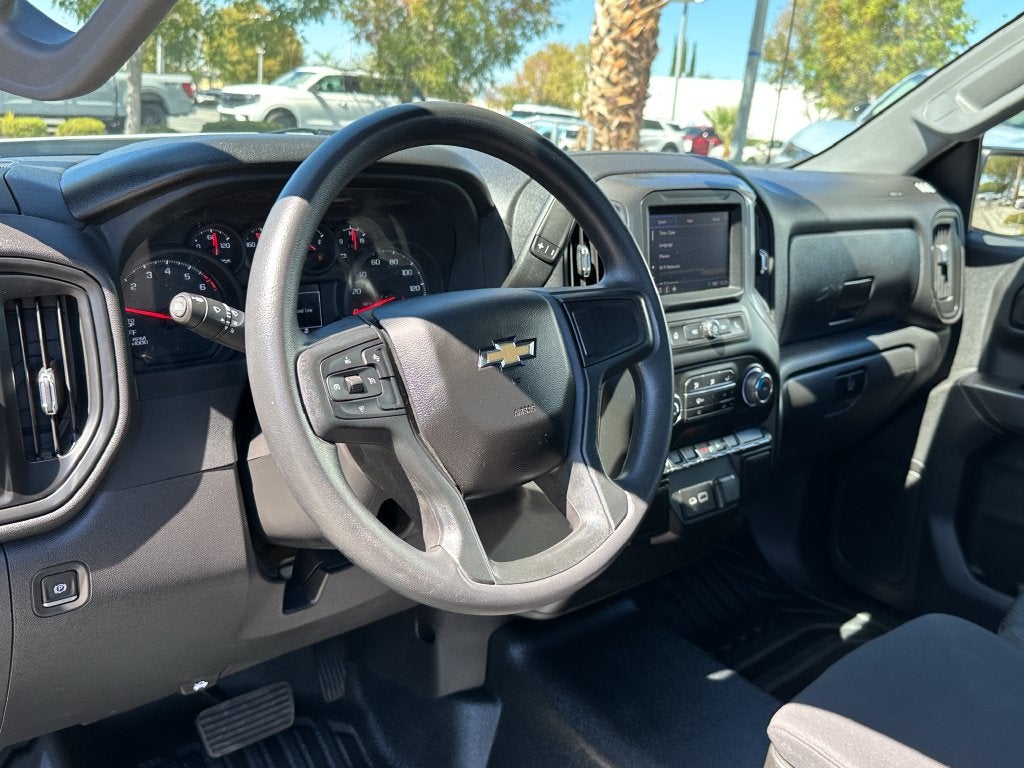 2025 Chevrolet Silverado 1500 WT