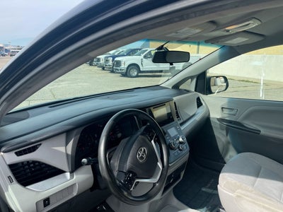 2017 Toyota Sienna L 7-Passenger