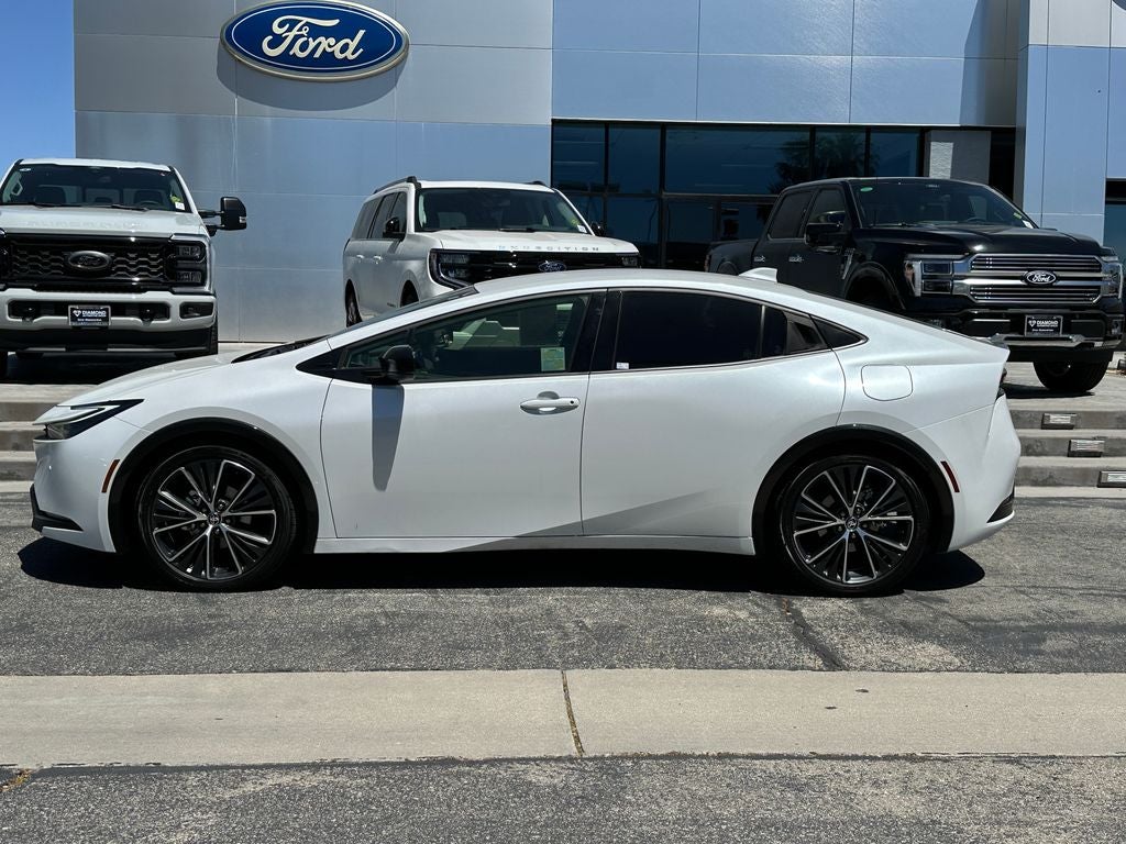 2023 Toyota Prius XLE