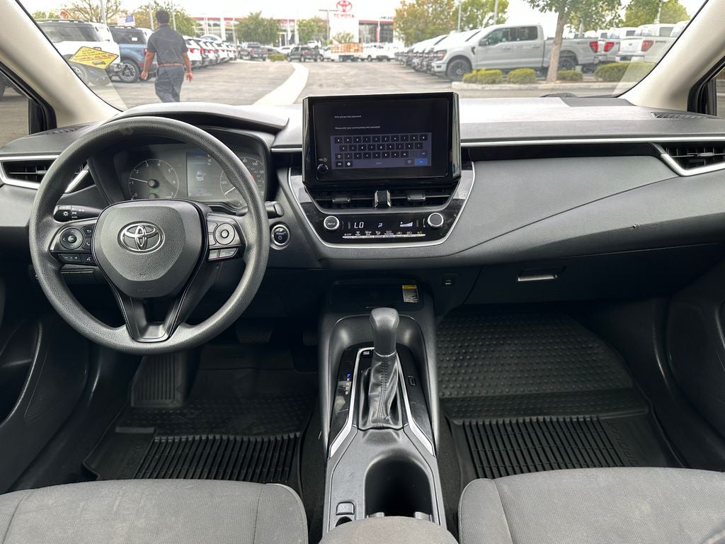 2025 Toyota Corolla Hybrid LE