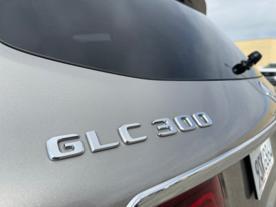 2022 Mercedes-Benz GLC 300 GLC 300