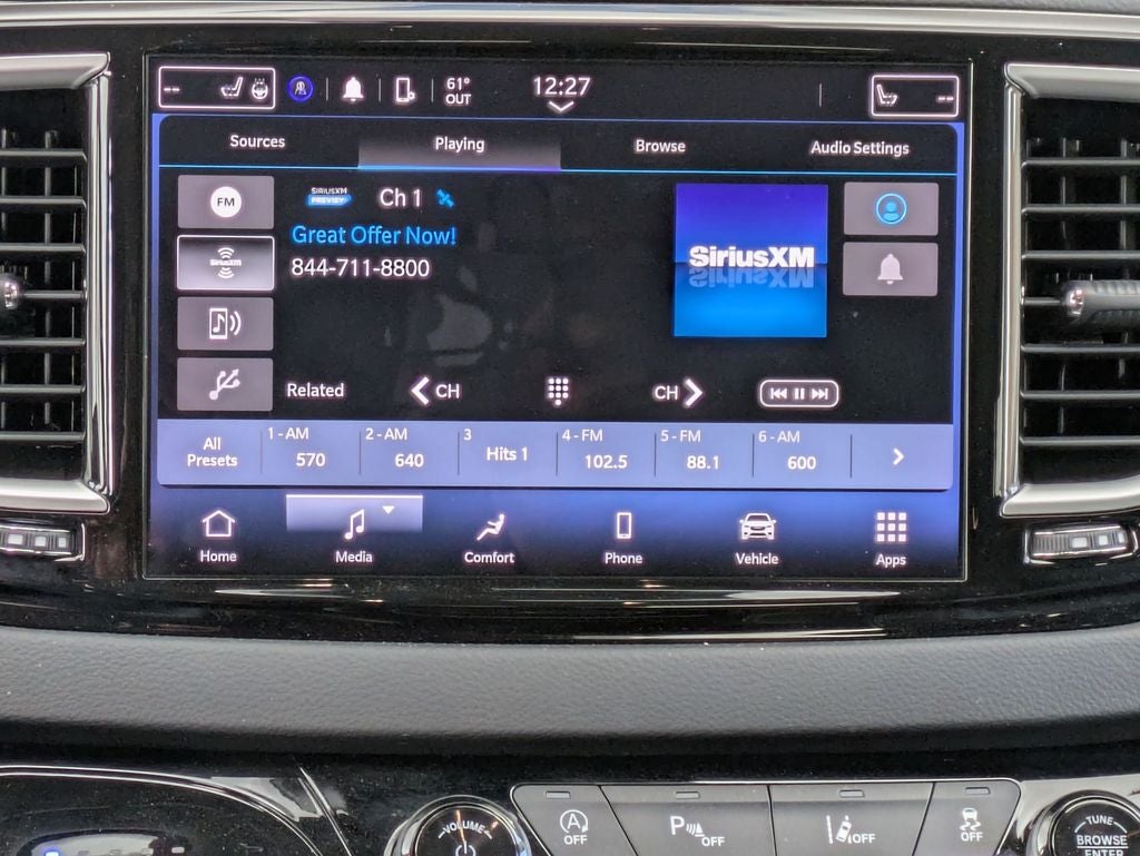 2023 Chrysler Pacifica Touring L