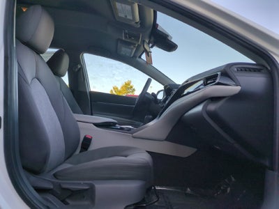 2019 Toyota Camry Hybrid LE