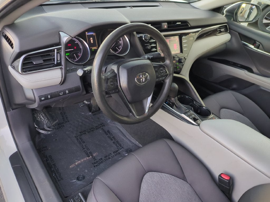2019 Toyota Camry Hybrid LE