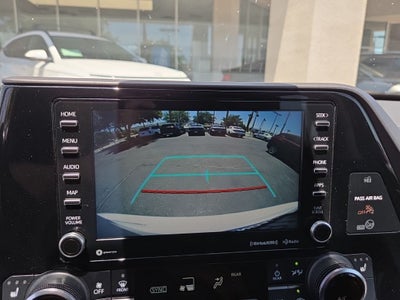 2022 Toyota Highlander Hybrid XLE