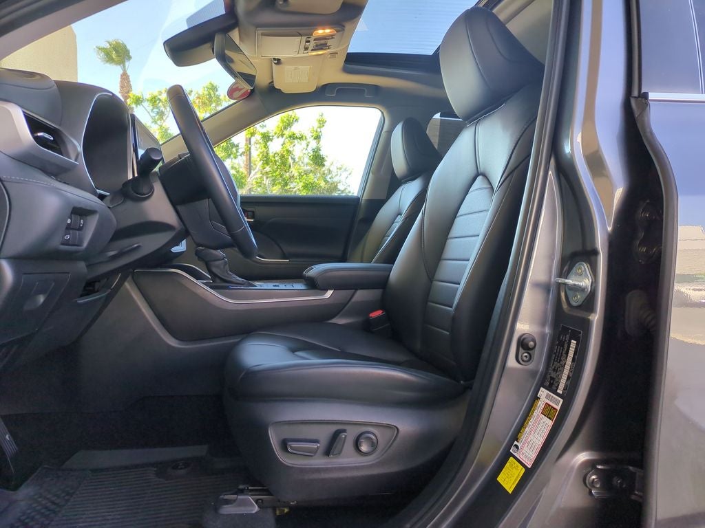 2024 Toyota Highlander XLE