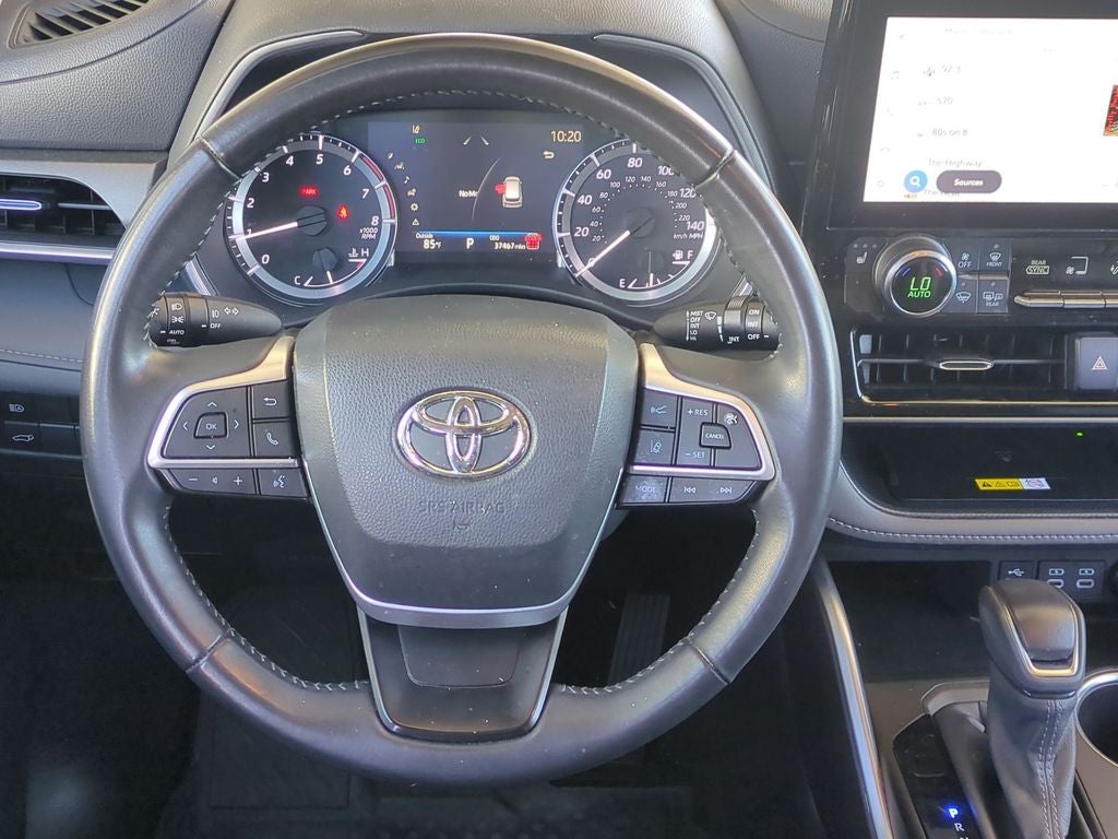 2024 Toyota Highlander XLE