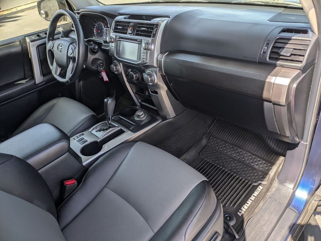 2017 Toyota 4Runner SR5 Premium