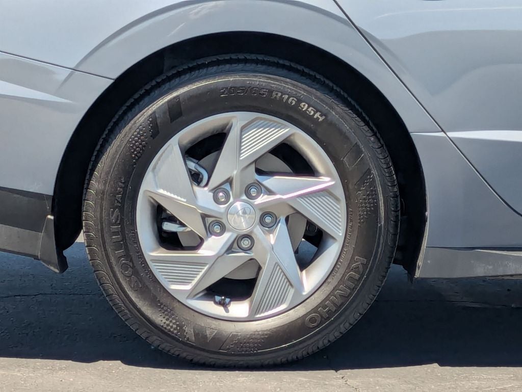 2025 Hyundai Sonata SE