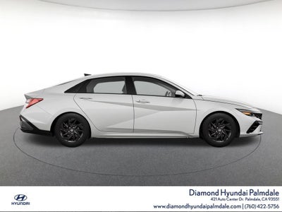 2024 Hyundai Elantra Essential