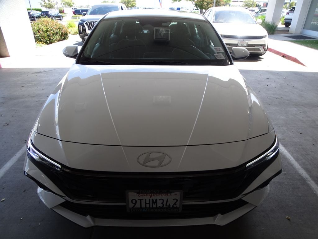 2025 Hyundai Elantra SEL Convenience