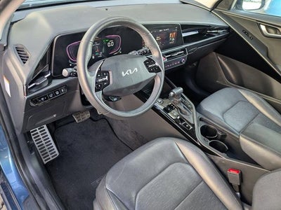 2023 Kia Niro SX Touring