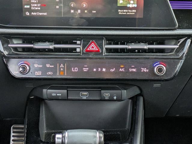 2023 Kia Niro SX Touring