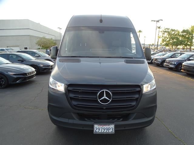 2022 Mercedes-Benz Sprinter Cargo Van 2500