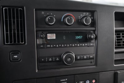 2024 Chevrolet Express Cutaway 3500 1WT