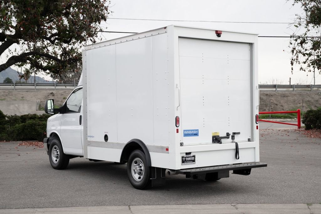 2024 Chevrolet Express Cutaway 3500 1WT