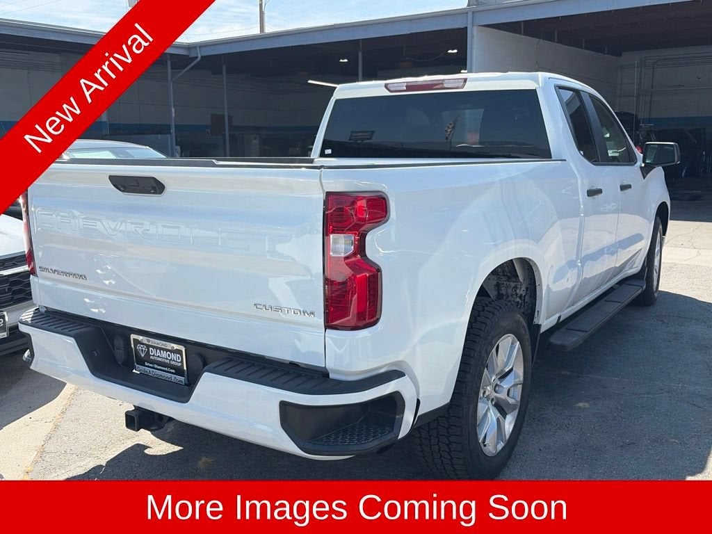 2022 Chevrolet Silverado 1500 Custom
