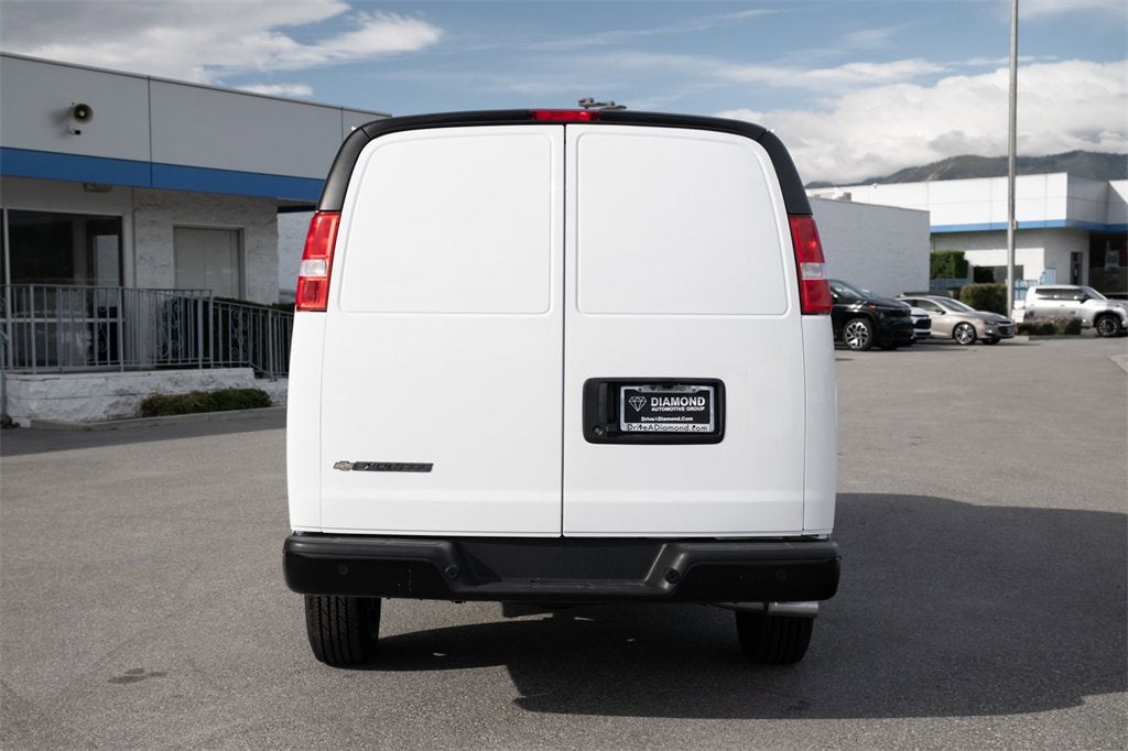 2025 Chevrolet Express Cargo 2500 WT
