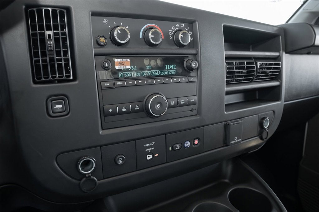 2025 Chevrolet Express Cargo 2500 WT