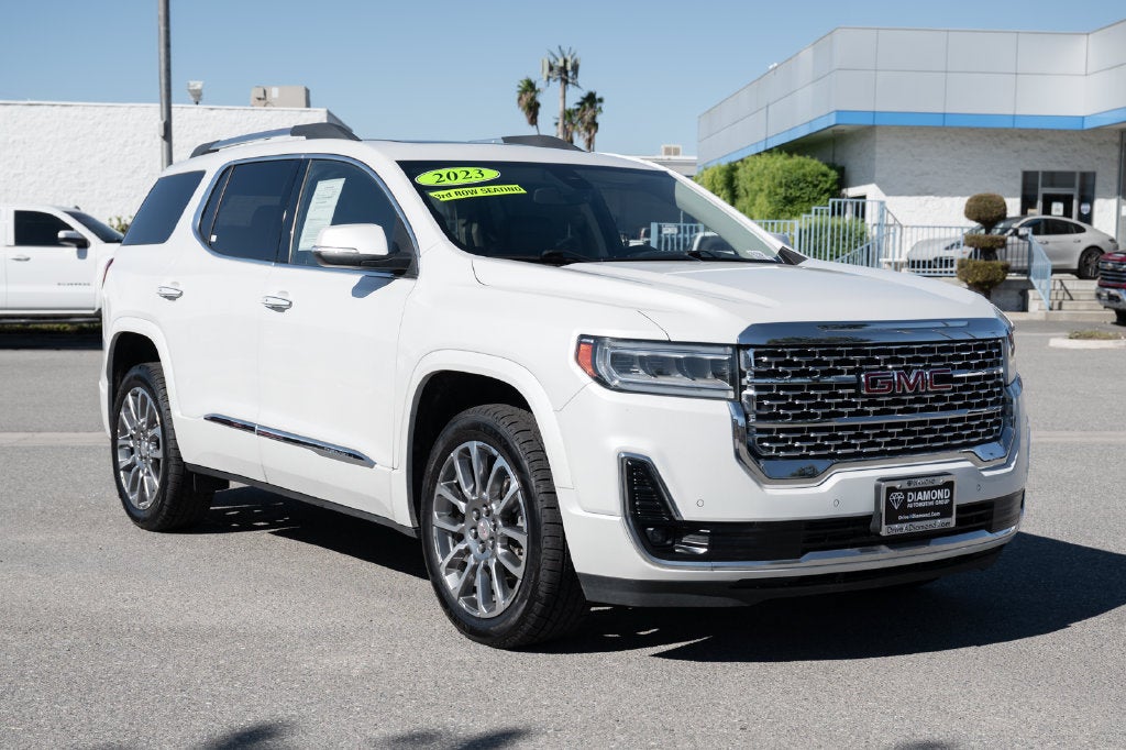 2023 GMC Acadia Denali