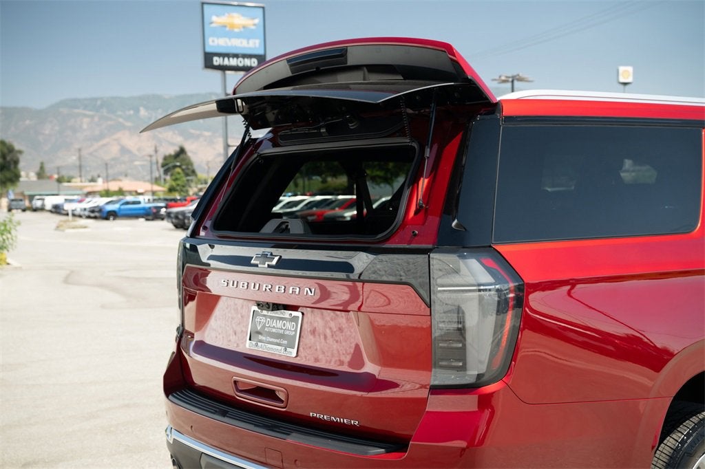 2025 Chevrolet Suburban Premier