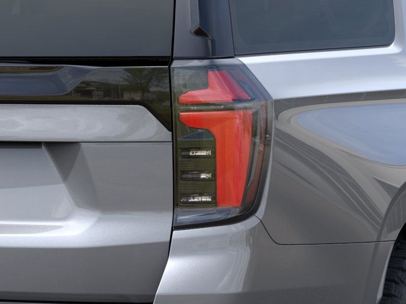 2026 Chevrolet Suburban Z71 - Photo 11