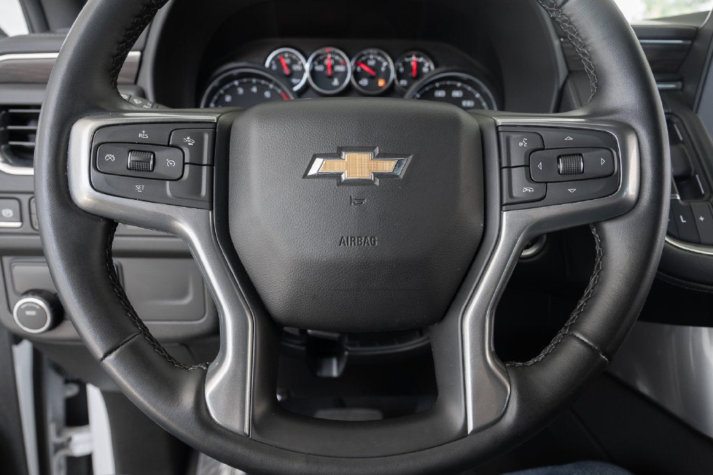 2024 Chevrolet Suburban LS