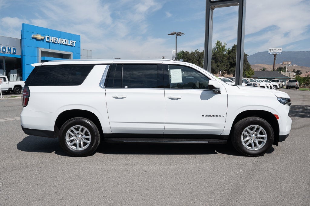 2024 Chevrolet Suburban LS