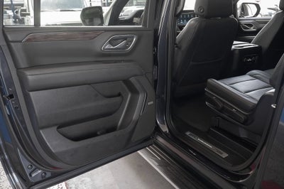 2023 Chevrolet Suburban LT