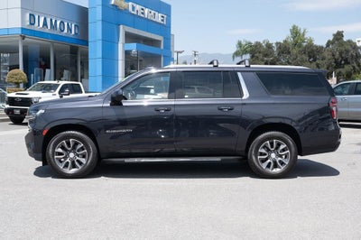 2023 Chevrolet Suburban LT