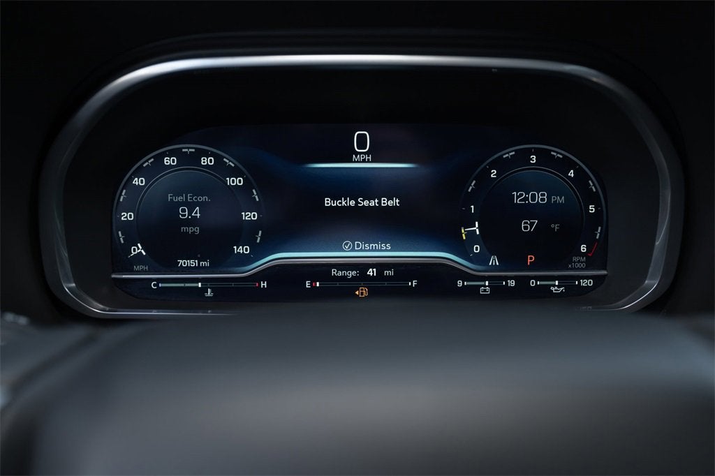 2023 Chevrolet Suburban LT