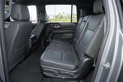 2024 Chevrolet Suburban LT