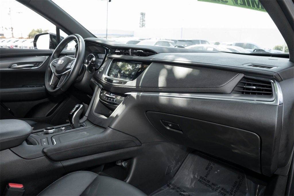 2024 Cadillac XT5 Luxury