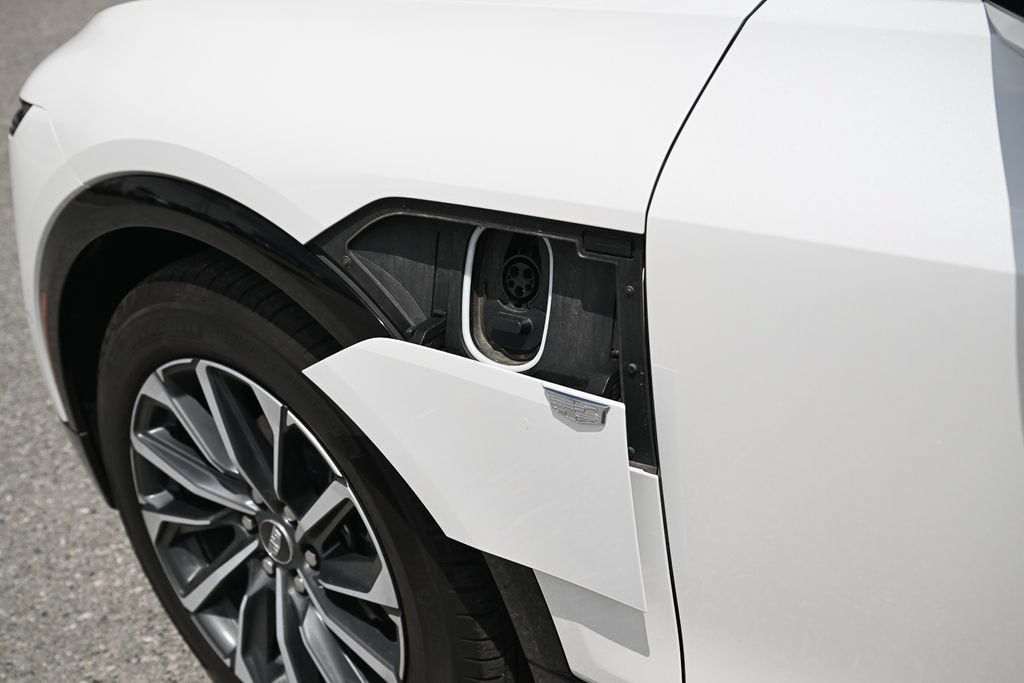 2024 Cadillac LYRIQ Sport 1