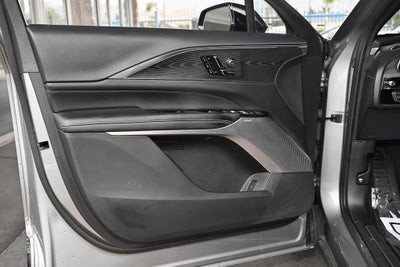 2024 Cadillac LYRIQ Sport 2