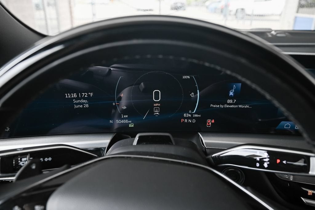 2024 Cadillac LYRIQ Sport 2