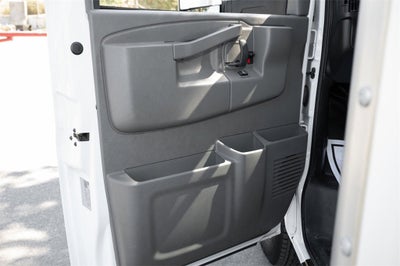 2024 Chevrolet Express Cutaway 3500 1WT