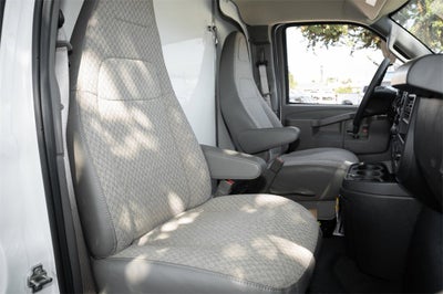 2024 Chevrolet Express Cutaway 3500 1WT