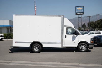 2024 Chevrolet Express Cutaway 3500 1WT