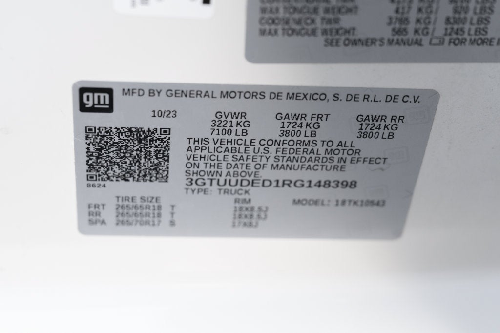 2024 GMC Sierra 1500 SLT