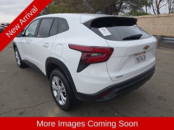 2024 Chevrolet Trax LS
