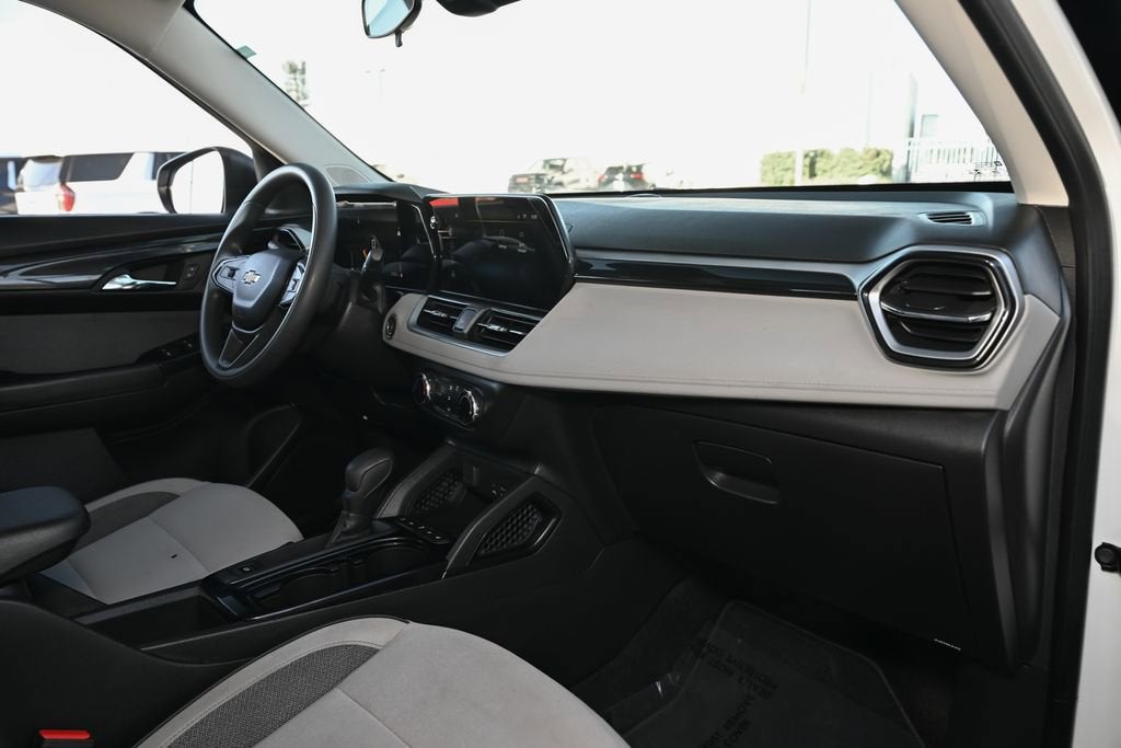 2024 Chevrolet Trailblazer LS