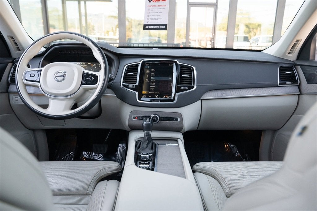 2021 Volvo XC90 Inscription